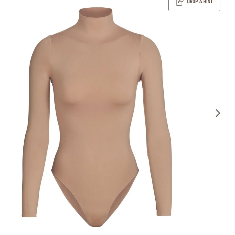 NWOT, SKIMS, ESSENTIAL MOCK NECK LONG SLEEVE BODYSUIT, Size L/XL